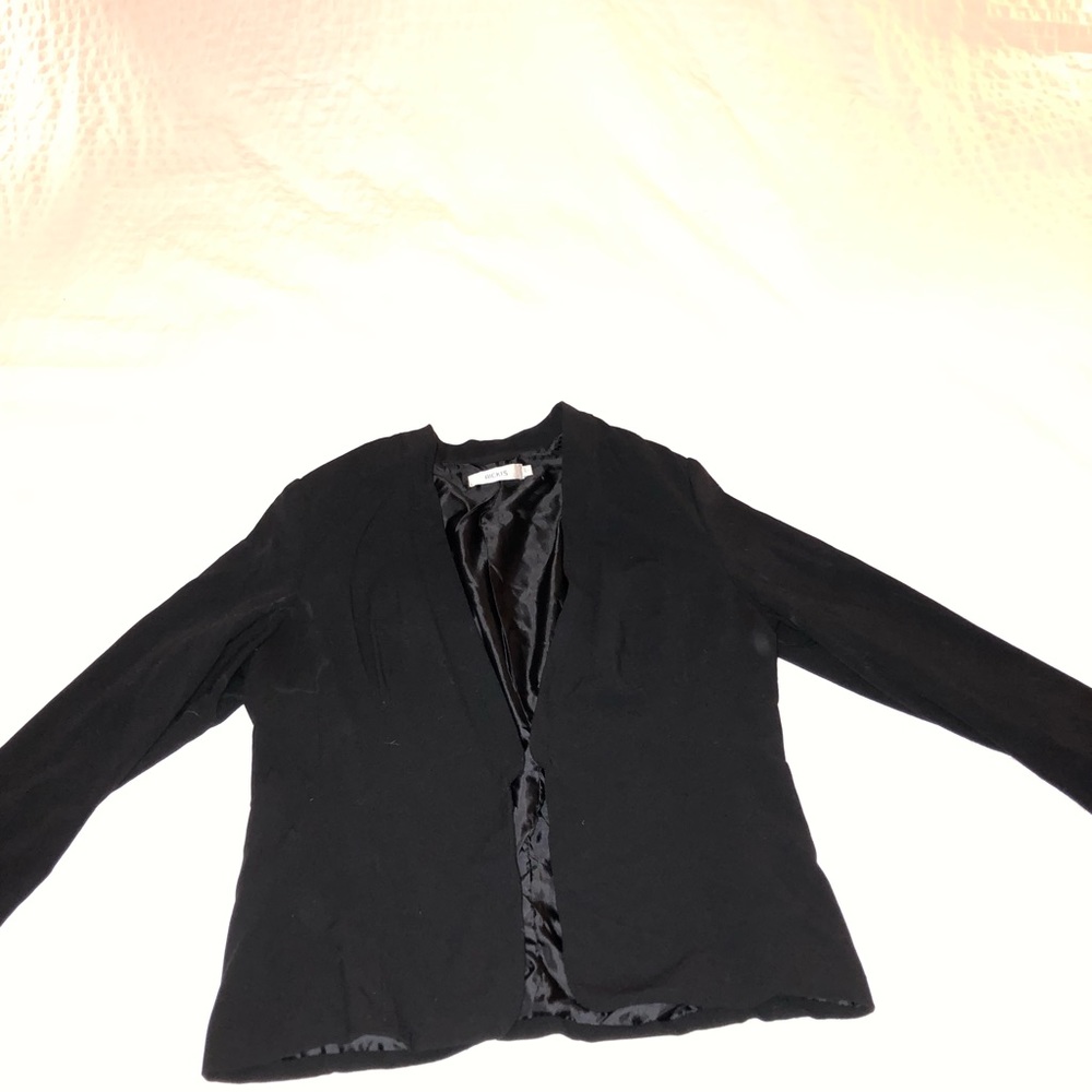 Ricki’s open front suit jacket
